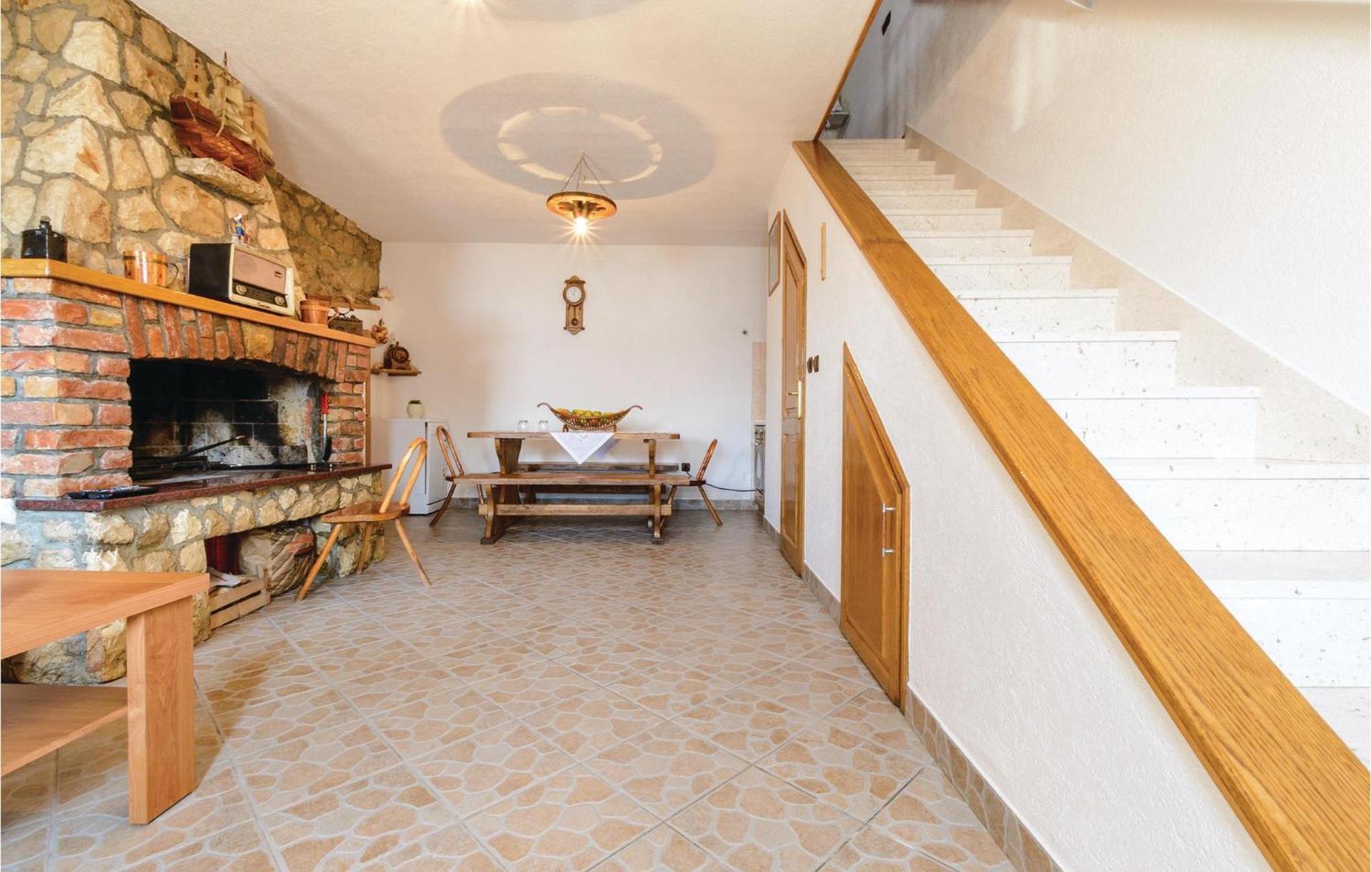 1 Bedroom Gorgeous Home In Slivno كليك المظهر الخارجي الصورة